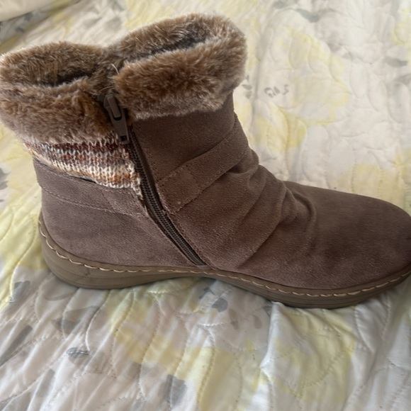 Size 8.5 Baretraps - Picture 5 of 7